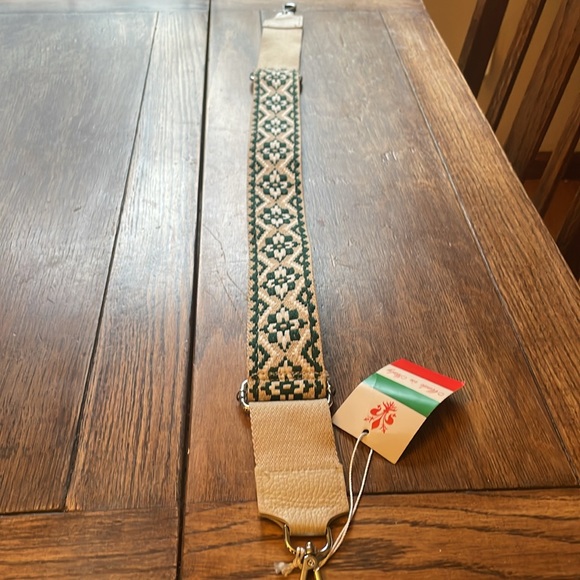 Guitar strap crossbody strap made in Italy. Purchased in Rome. - Picture 2 of 7